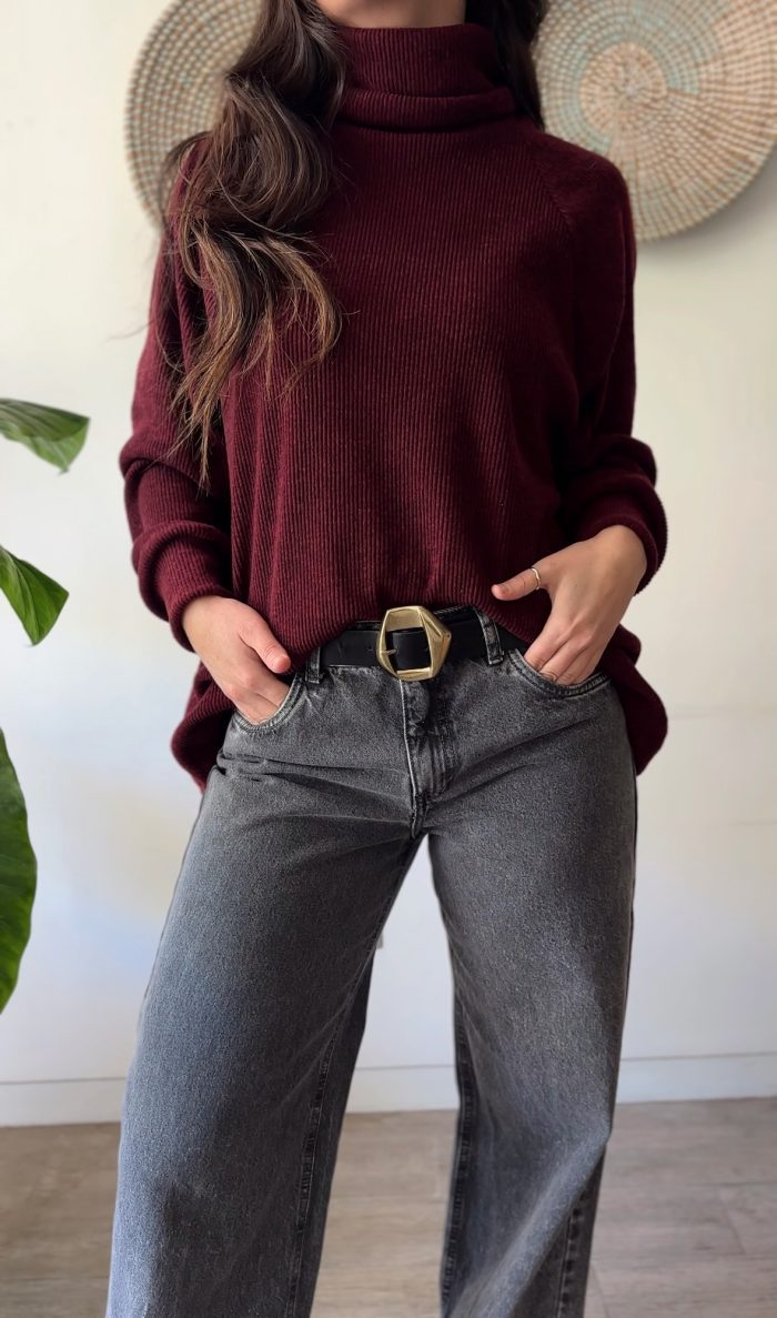 Edited in Tezza with: Vintage & Contrast